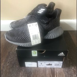 Youth Alphabounce Instinct